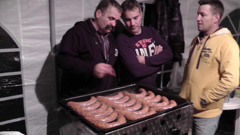 Mögböszölik hogyan kőne mögsütni