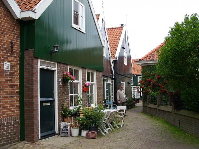 Marken