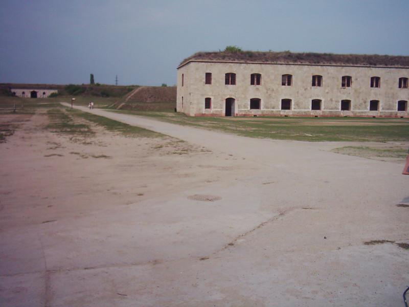 Monostori erőd