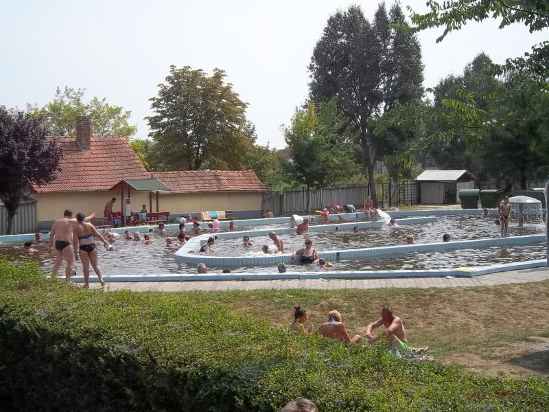 Élményfürdő