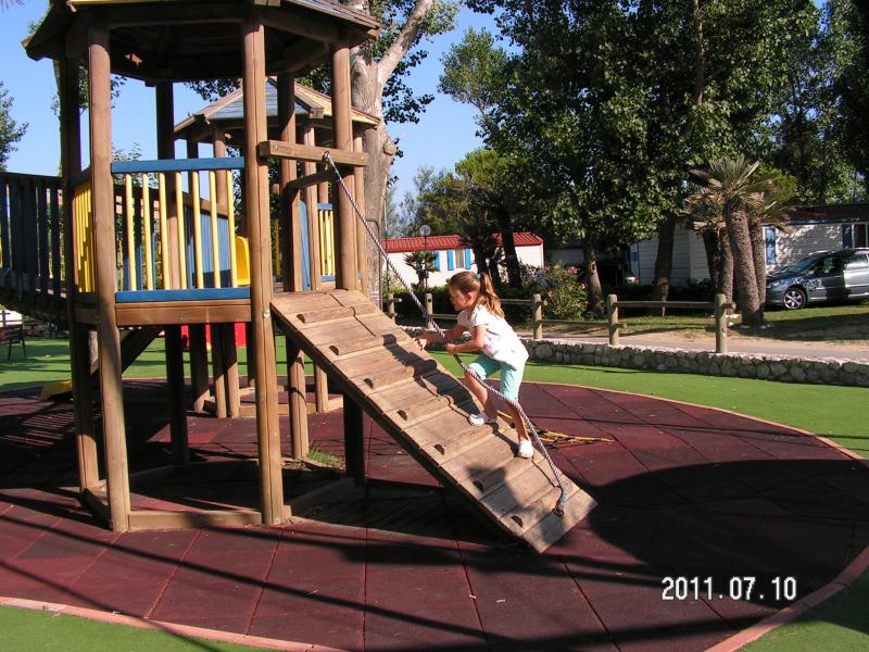 játszótér gyerekeknek
