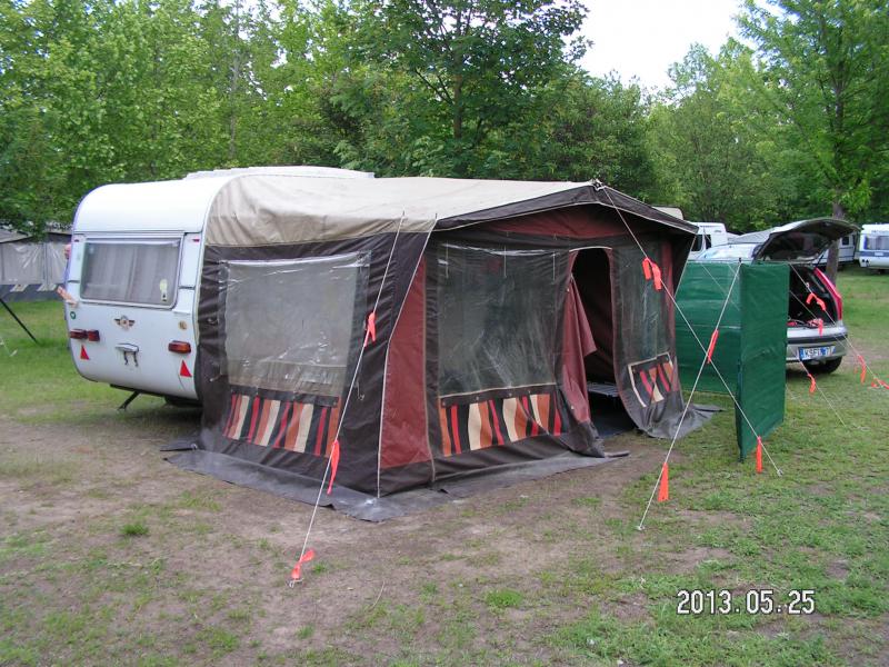a lakónk