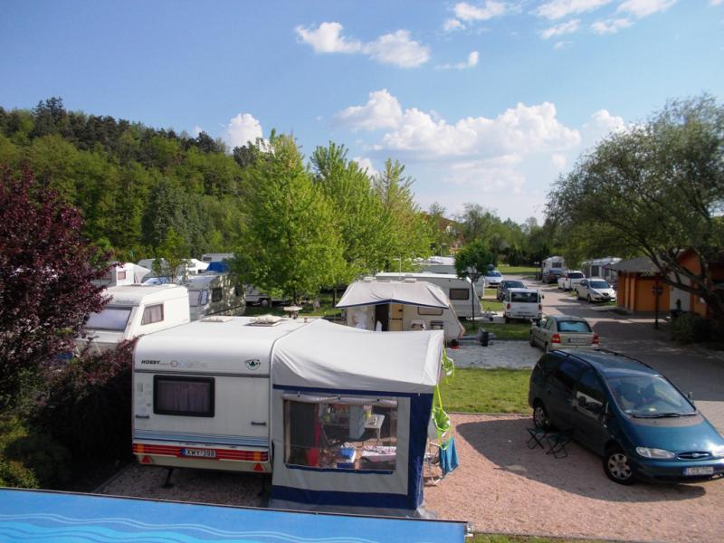 Kilátás a lakóautó tetejéről.