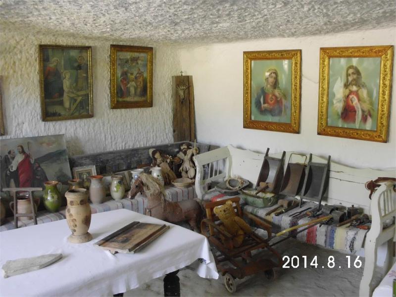 Korabeli bútorzat